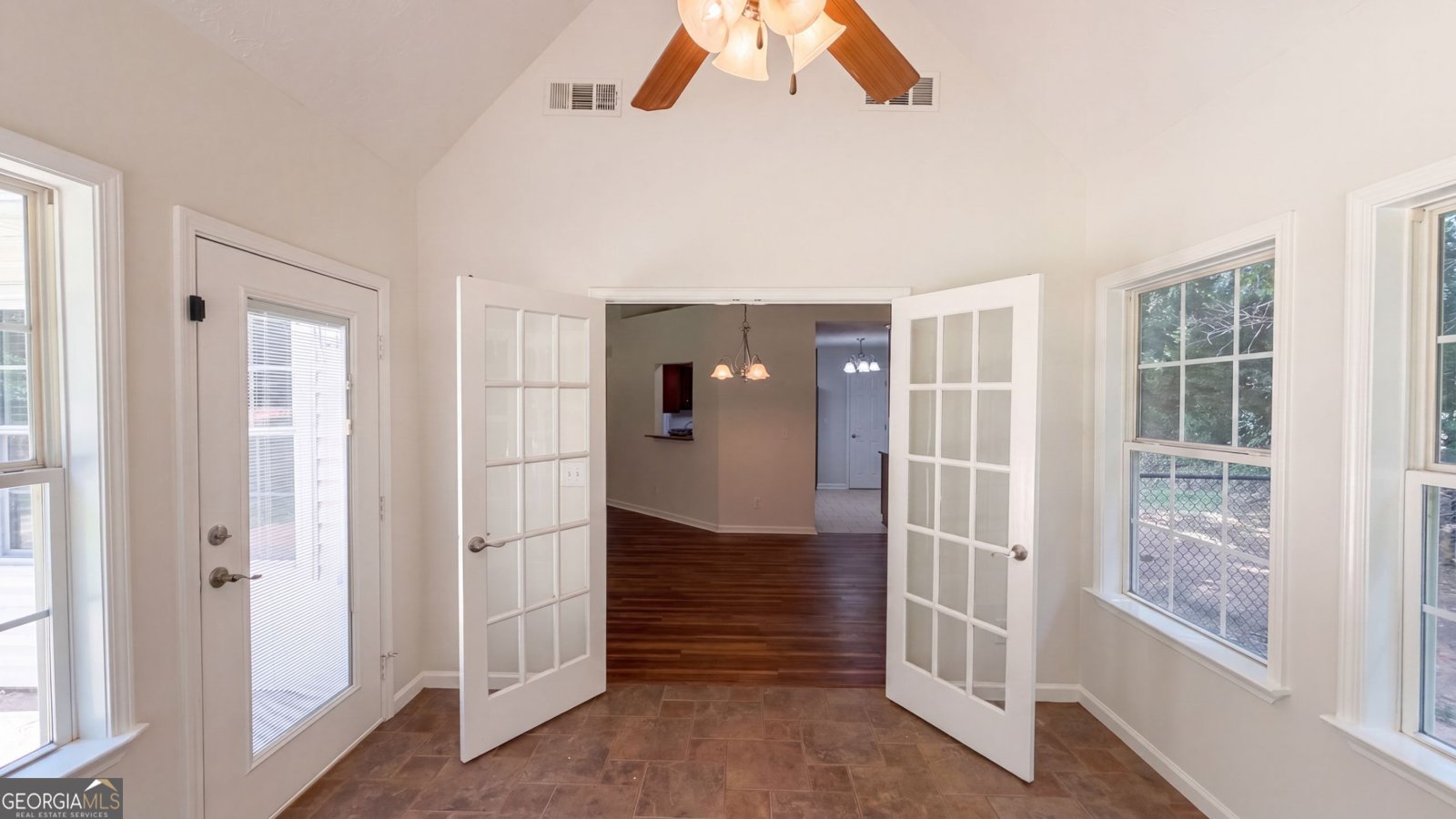 567 Deadwood Trail Locust Grove - Photo 10