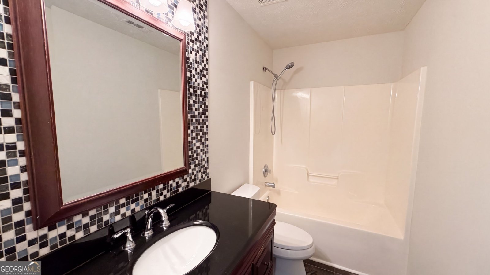 567 Deadwood Trail Locust Grove - Photo 15
