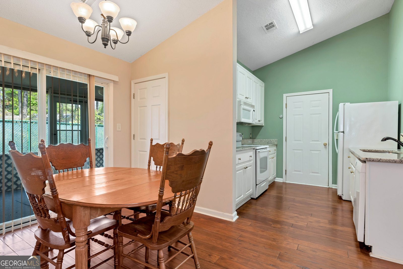2987 Bentley Park Circle Gainesville - Photo 9
