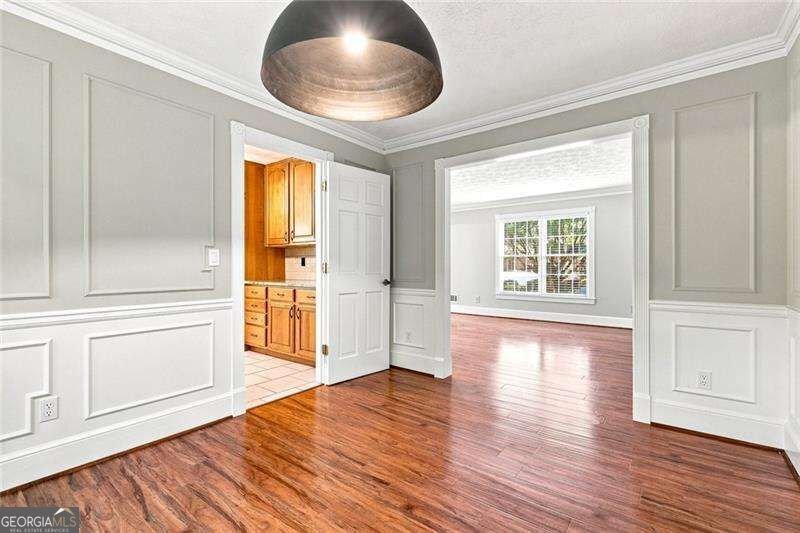 113 Jamestown Court Lilburn - Photo 10