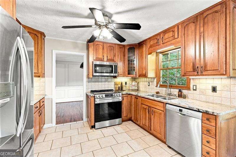 113 Jamestown Court Lilburn - Photo 14