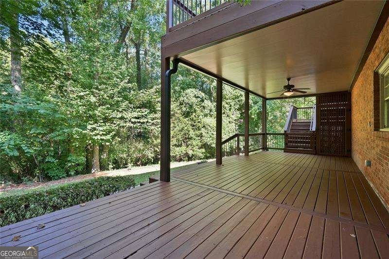 113 Jamestown Court Lilburn - Photo 31