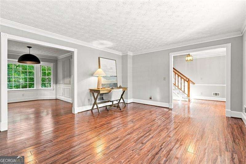 113 Jamestown Court Lilburn - Photo 8