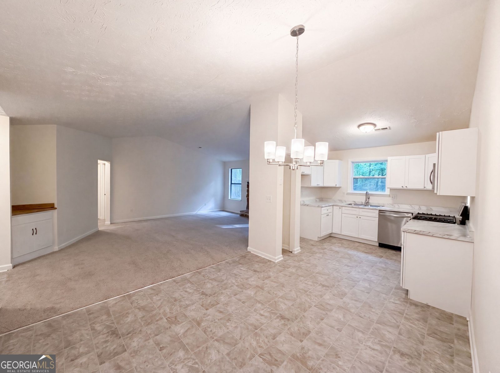 670 Marsh Court Jonesboro - Photo 10