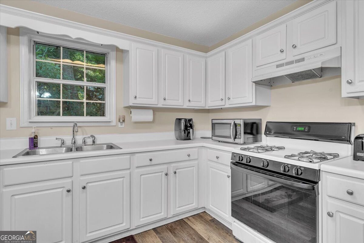 321 Four Oaks Drive Powder Springs - Photo 18