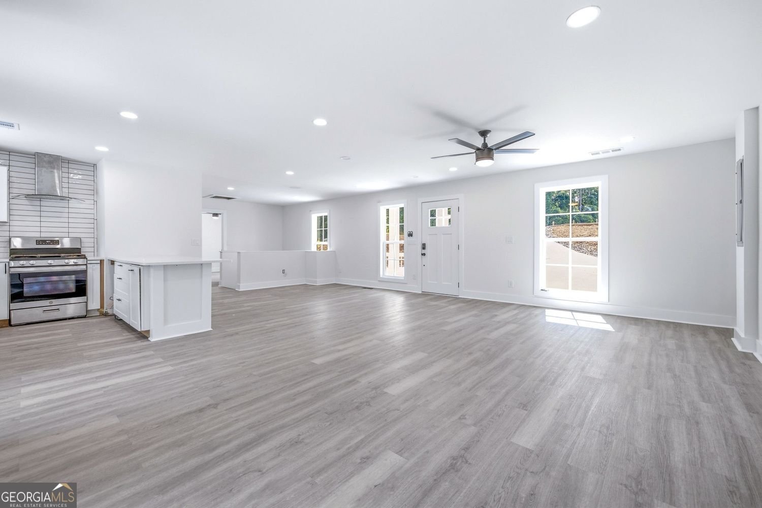 5875 Maple Creek Drive Buford - Photo 10