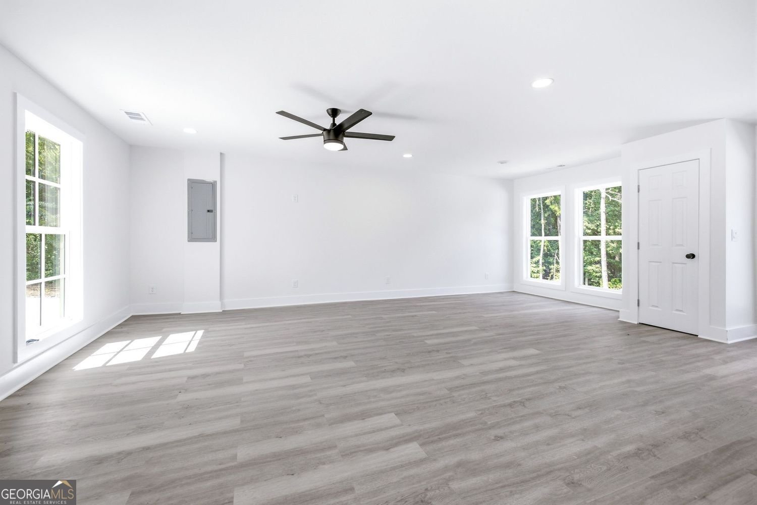 5875 Maple Creek Drive Buford - Photo 13