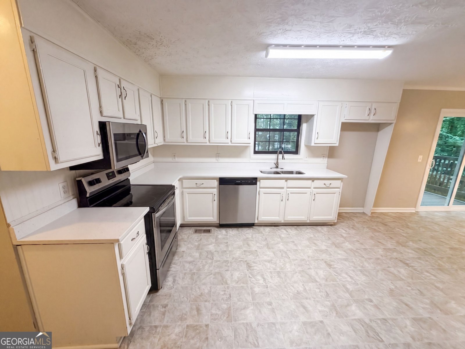 4628 Sapling Court Douglasville - Photo 6