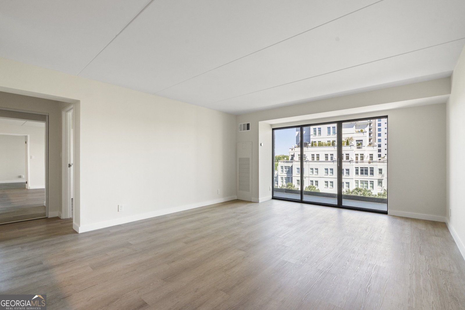 2460 Peachtree Road Atlanta - Photo 8