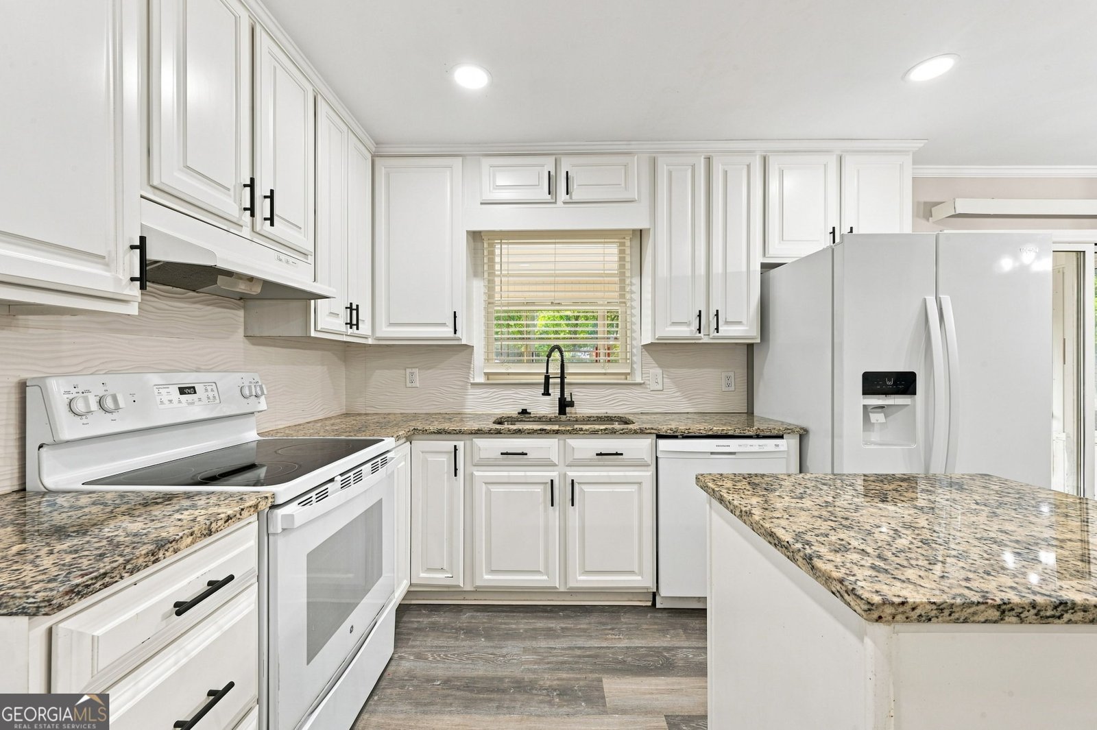 2586 Cherrywood Lane Marietta - Photo 12