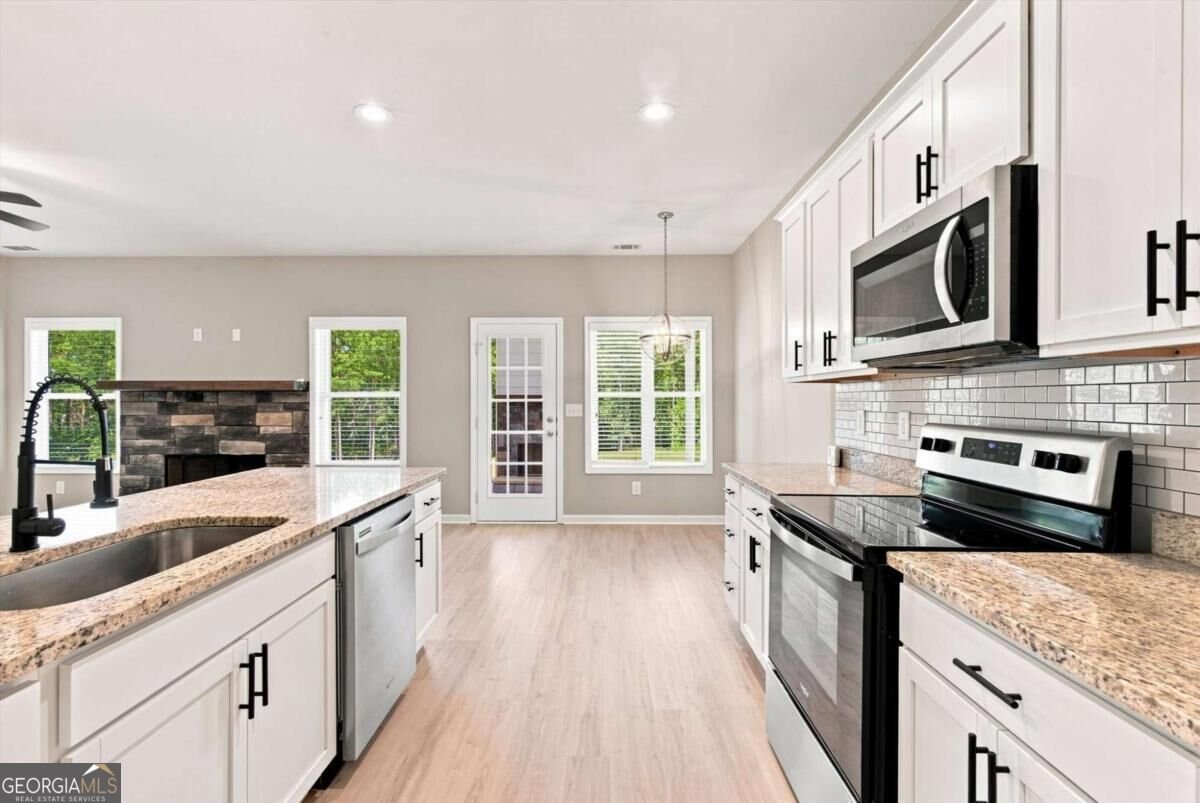 360 May Lane Carnesville - Photo 12