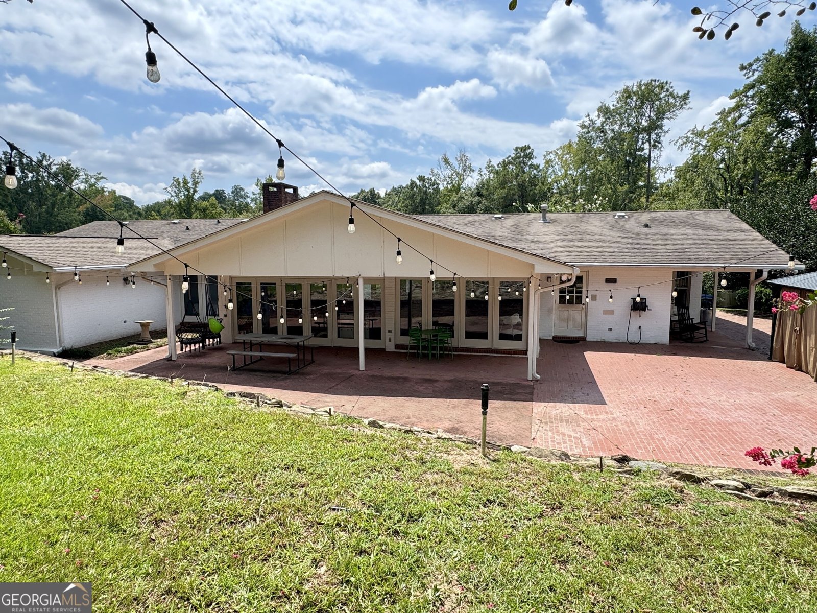 557 Walton Court Macon - Photo 32