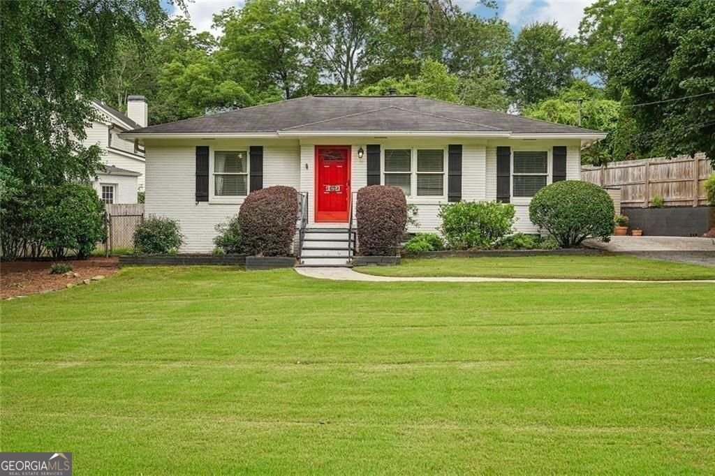 1631 Fearn Circle Brookhaven - main photo
