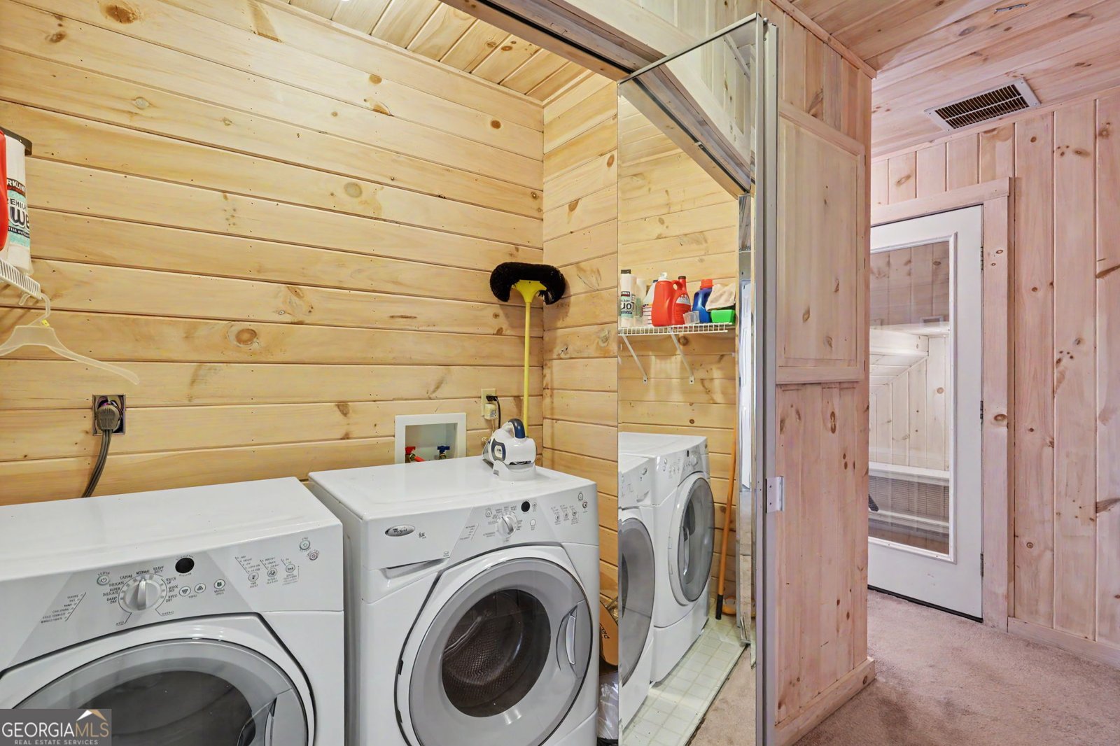 1387 Valley Street Clayton - Photo 33