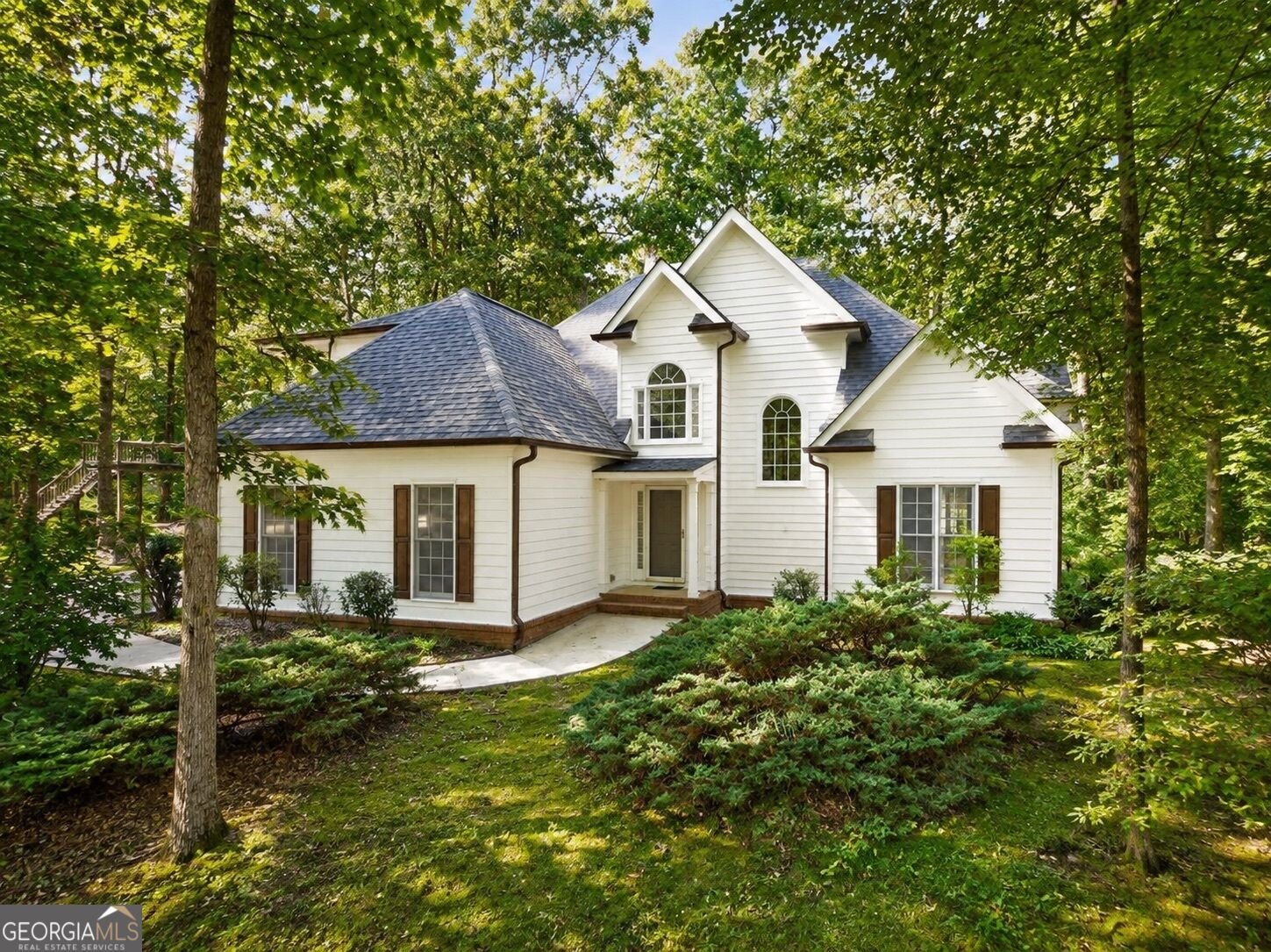 315 Thorntree Lane Canton - main photo