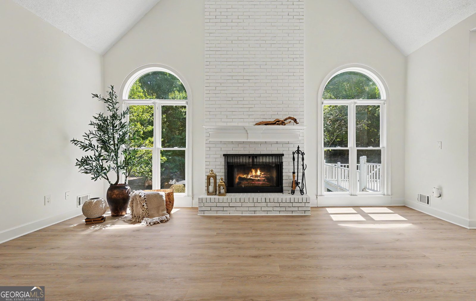 5780 Elm Tree Drive Buford - Photo 9