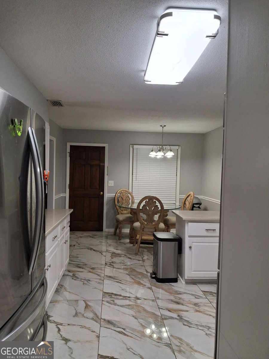 2589 King Circle Conyers - Photo 10