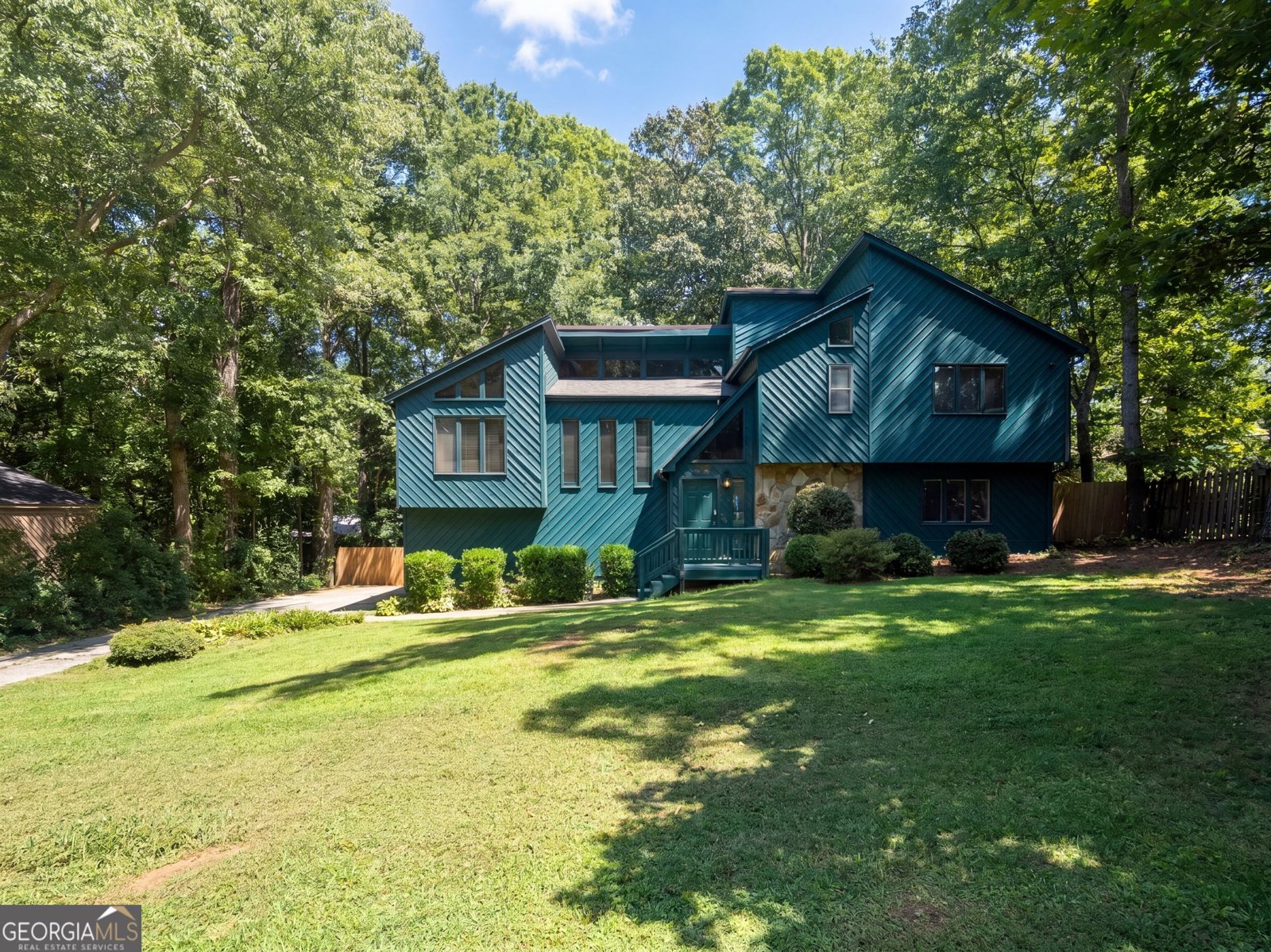 3409 Woodrun Trail Marietta - main photo