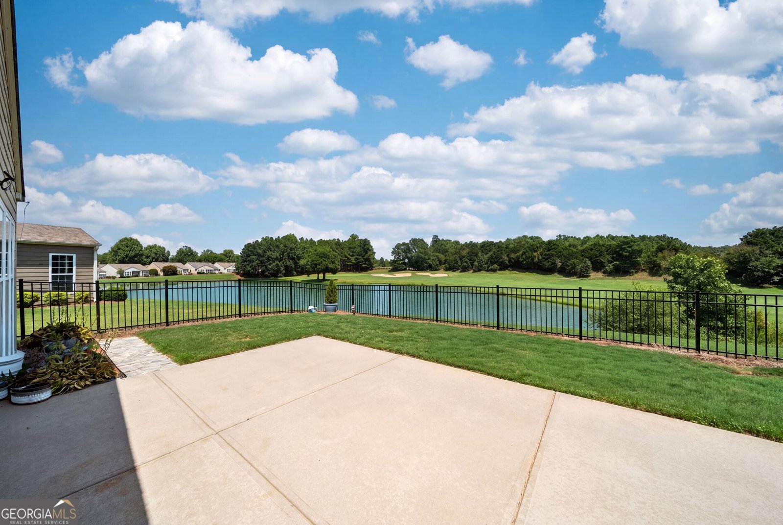 421 Beacon Court Griffin - Photo 28