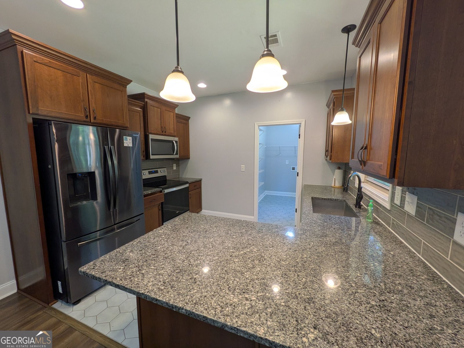 294 Rainbow Circle Cleveland - Photo 8