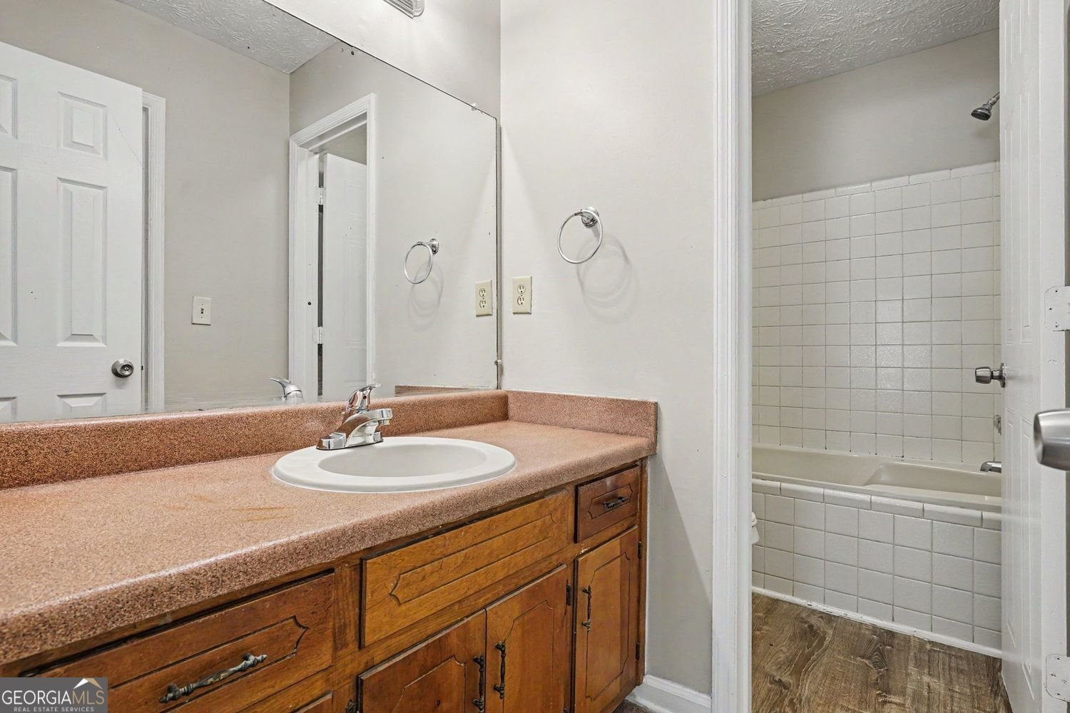 9042 Chestnut Lake Drive Jonesboro - Photo 11