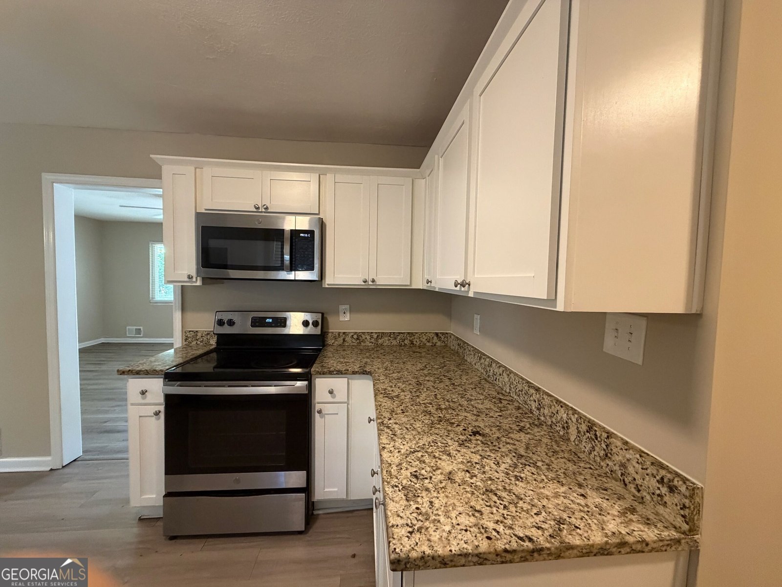 8145 Connally Drive Douglasville - Photo 11