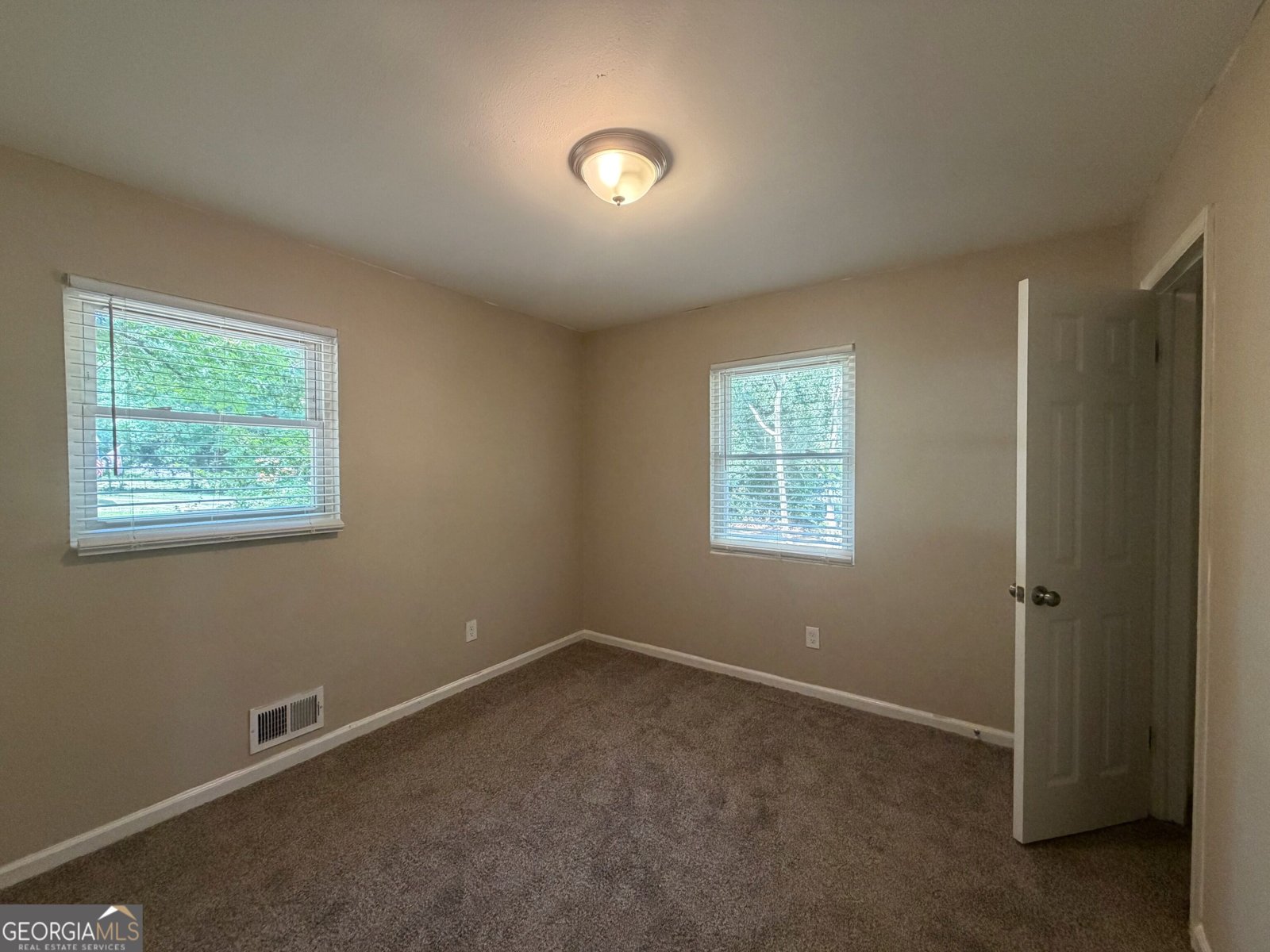 8145 Connally Drive Douglasville - Photo 14