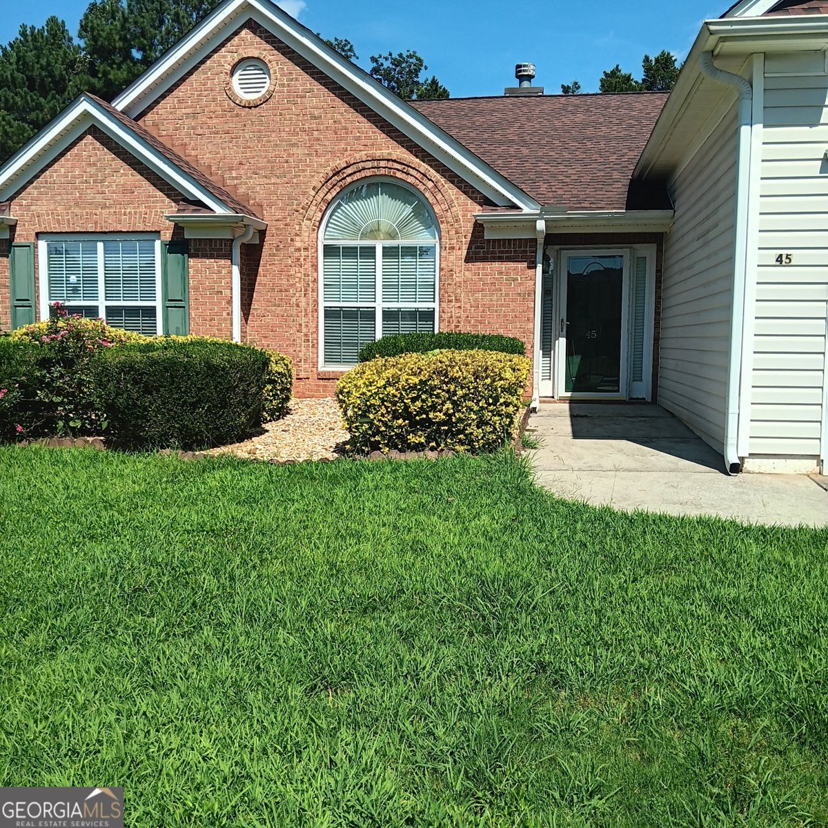 45 SADDLEBROOK Lane Covington - main photo