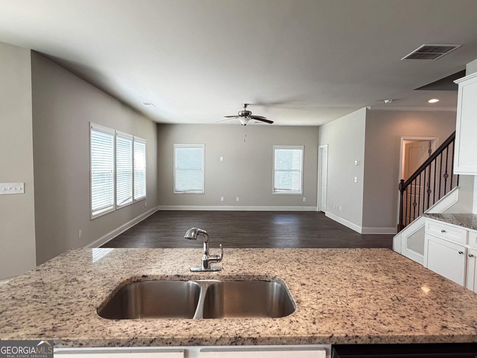 141 Donegal Way Dallas - Photo 6