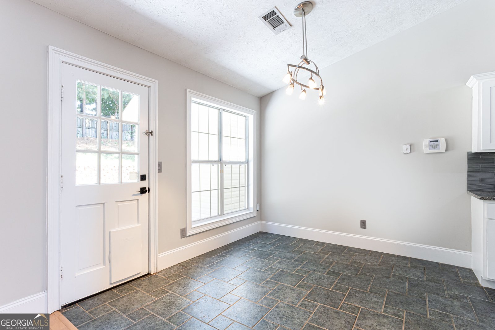 2730 Matlin Way Buford - Photo 30