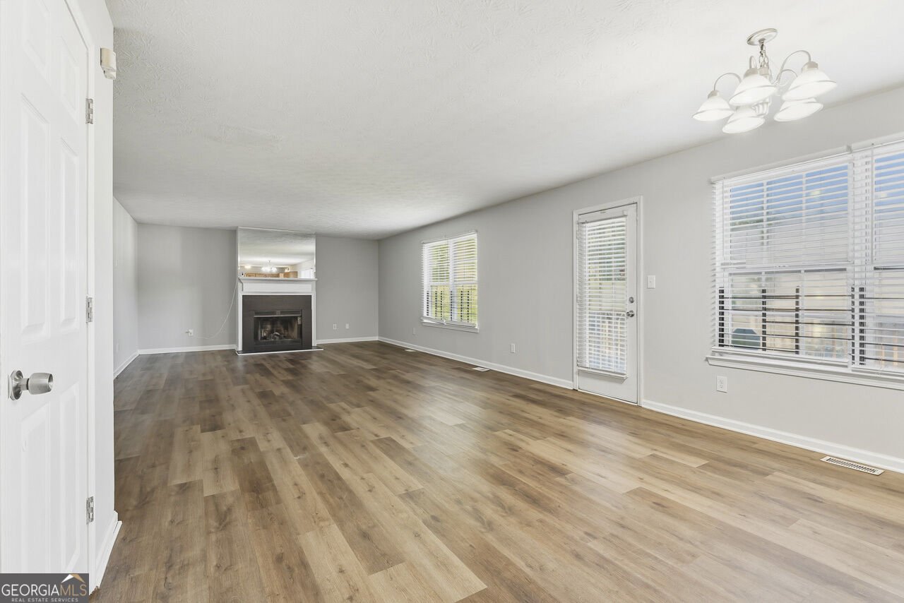 3737 Waldrop Drive Decatur - Photo 11
