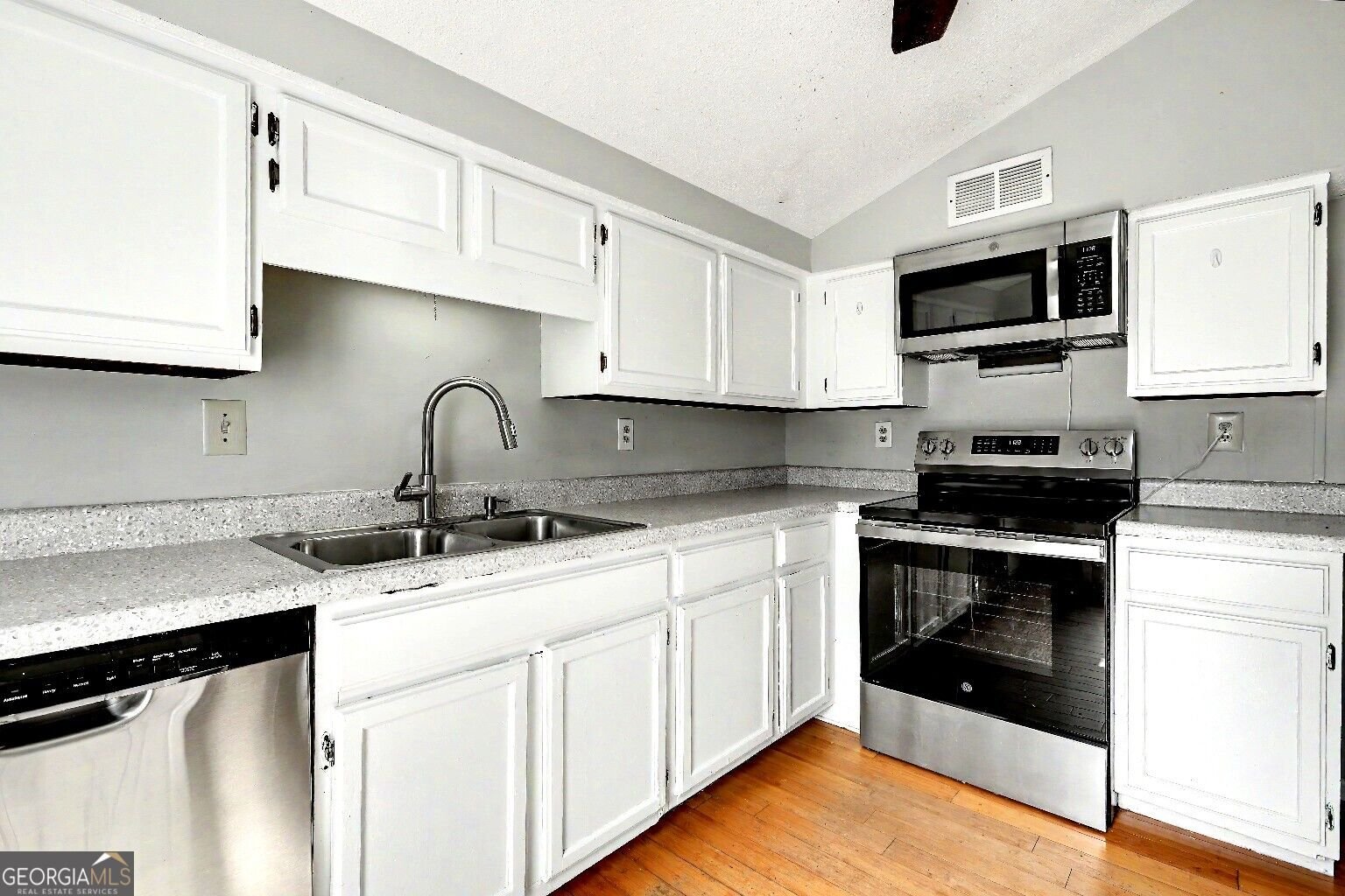 915 Strawberry Court Ellenwood - Photo 26