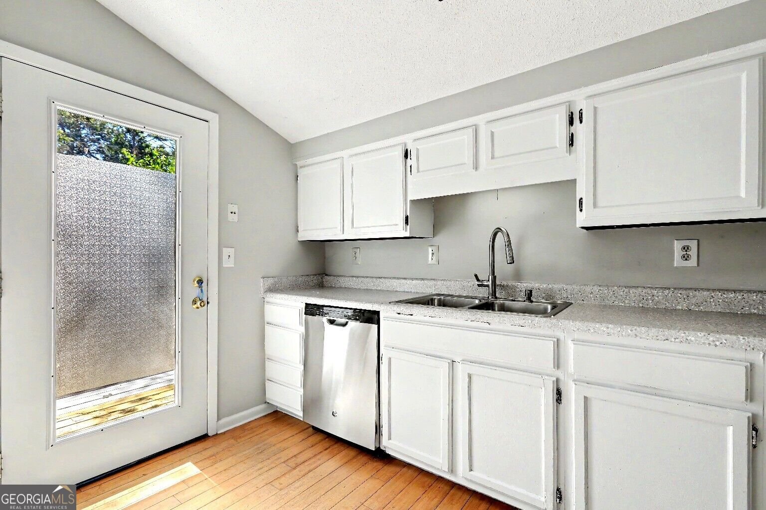 915 Strawberry Court Ellenwood - Photo 31