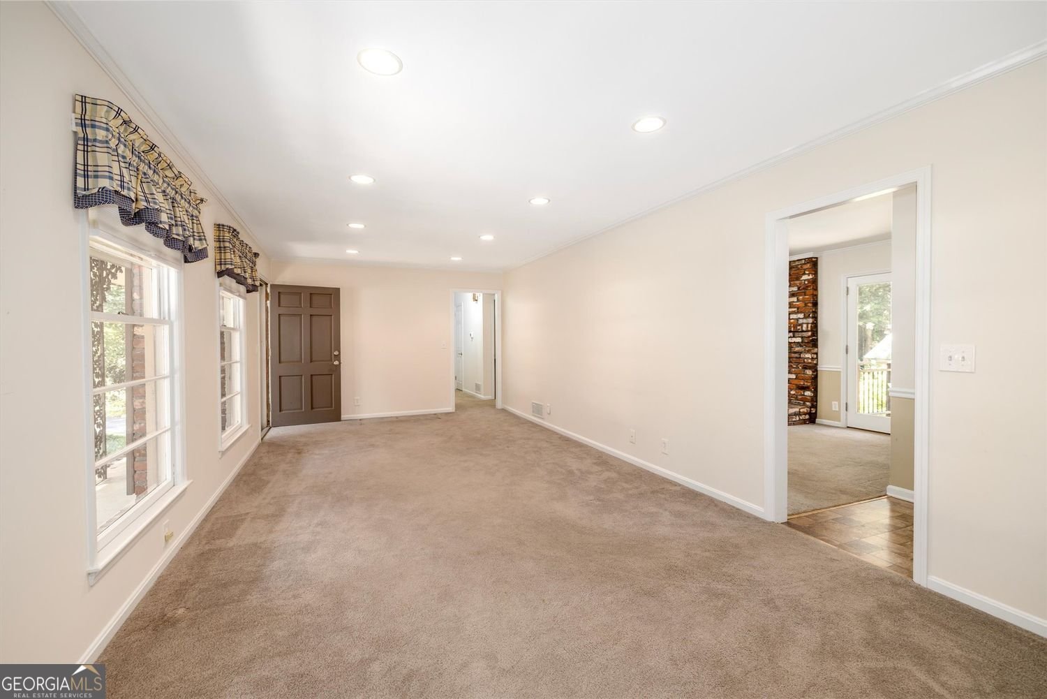 2315 Lavista Woods Drive Drive Tucker - Photo 6