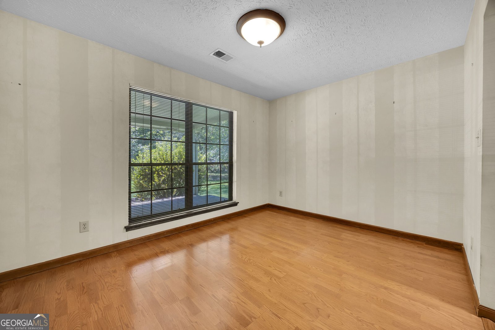 140 Hickory Drive Stockbridge - Photo 18