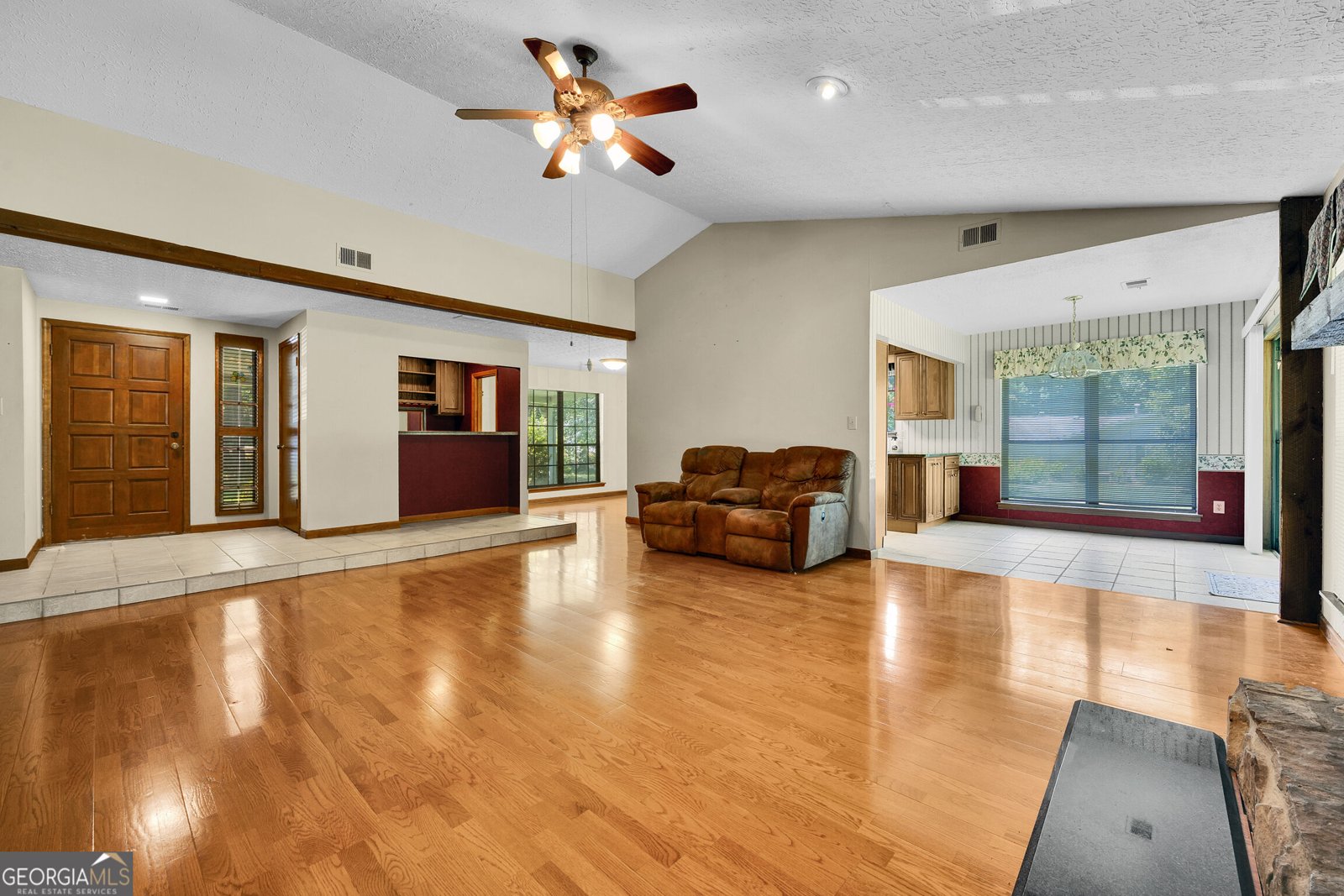 140 Hickory Drive Stockbridge - Photo 9