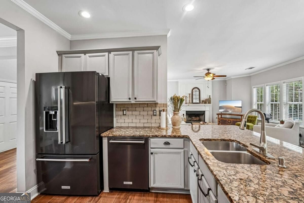 4010 Embassy Way Lilburn - Photo 17
