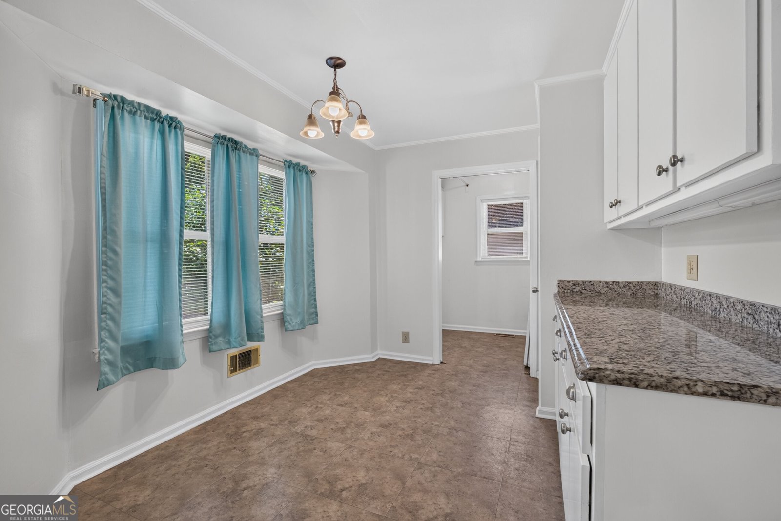 357 Lokchapee Drive Macon - Photo 20