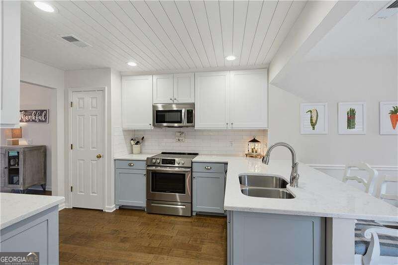 4158 Hubert Drive Marietta - Photo 11