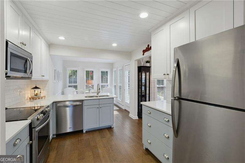 4158 Hubert Drive Marietta - Photo 12