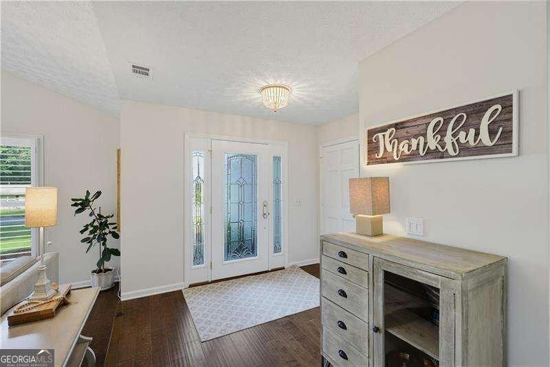 4158 Hubert Drive Marietta - Photo 8