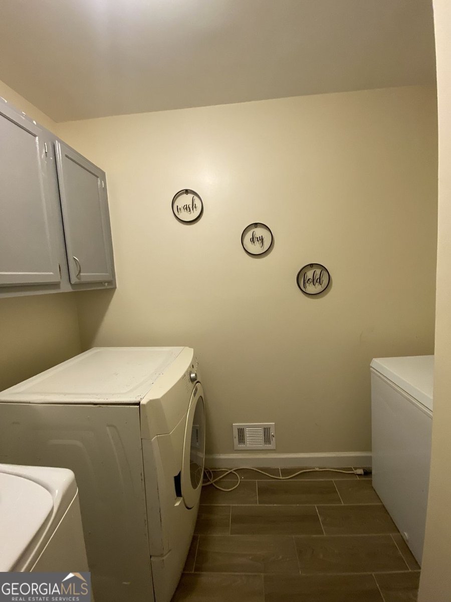 1640 Canberra Drive Stone Mountain - Photo 18