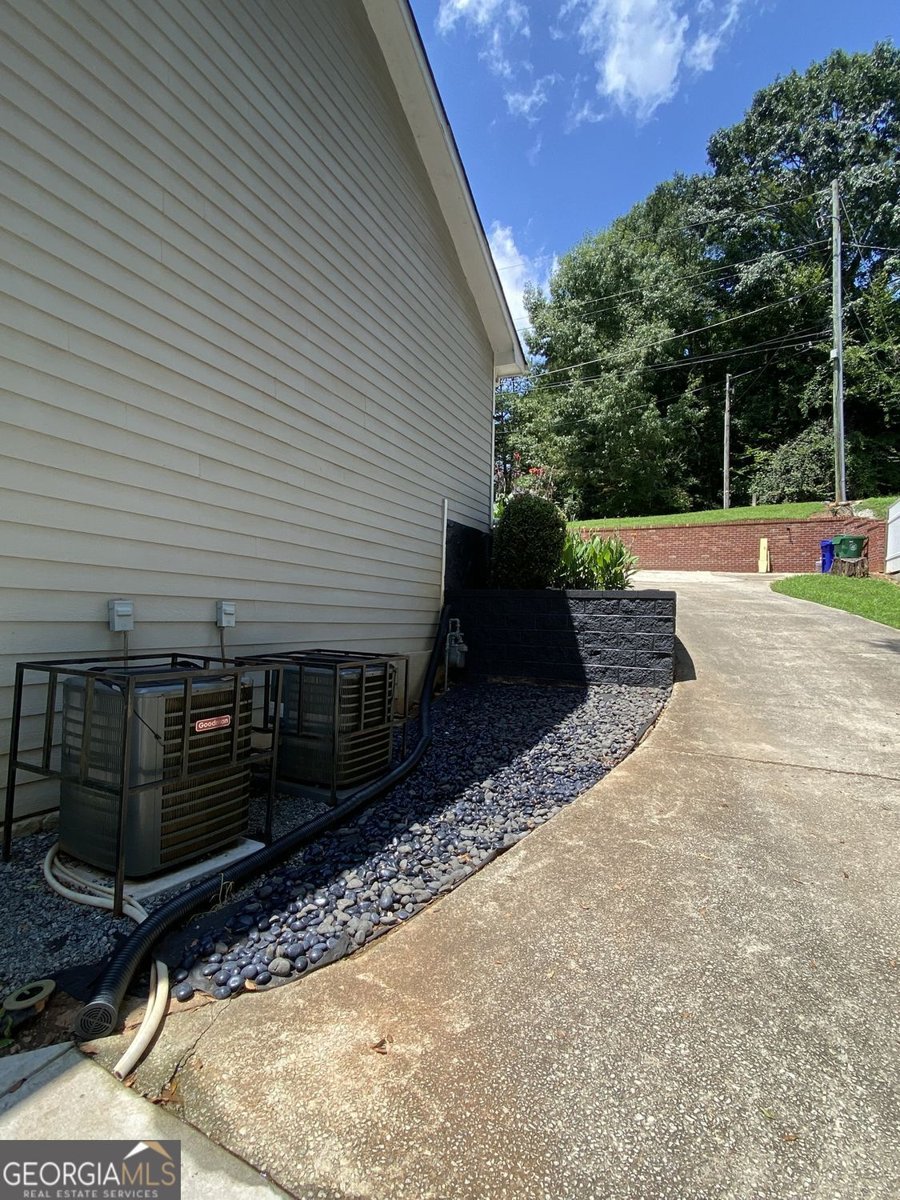 1640 Canberra Drive Stone Mountain - Photo 34
