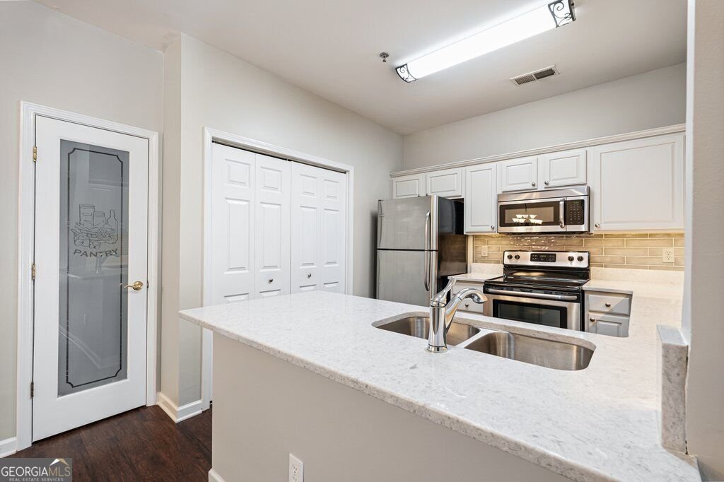 222 Riverstone Place Canton - Photo 17