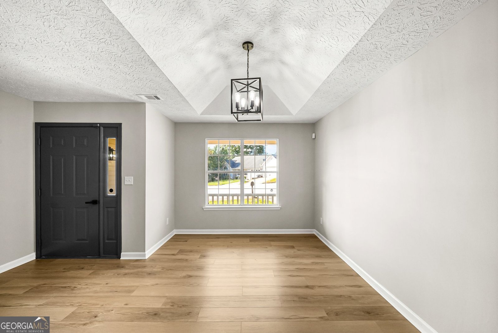 235 Oak Circle Stockbridge - Photo 13