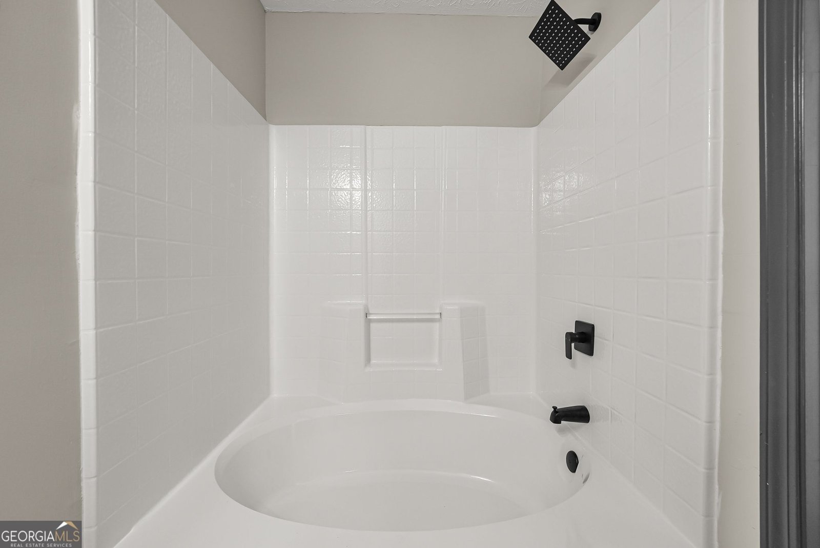 235 Oak Circle Stockbridge - Photo 19