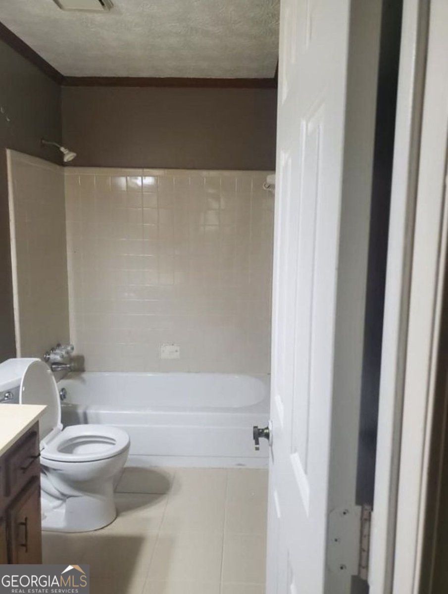 1481 Stoneleigh Circle Stone Mountain - Photo 17