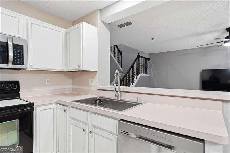 330 Cottonwood Creek Circle Canton - Photo 21