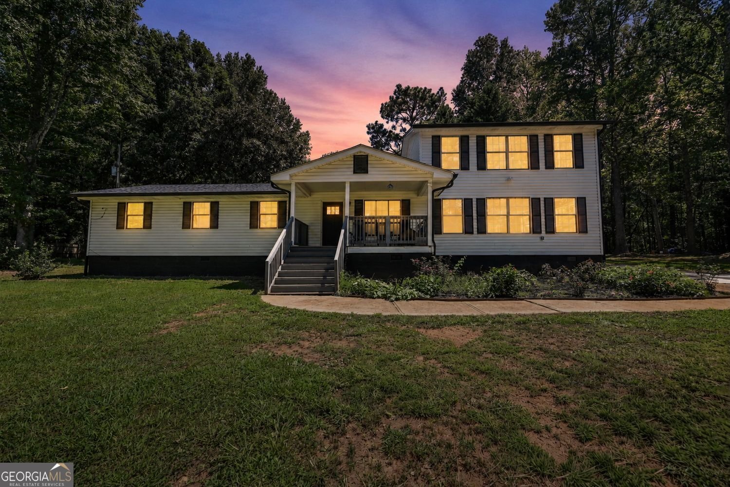 727 Tanners Bridge Circle Bethlehem - main photo