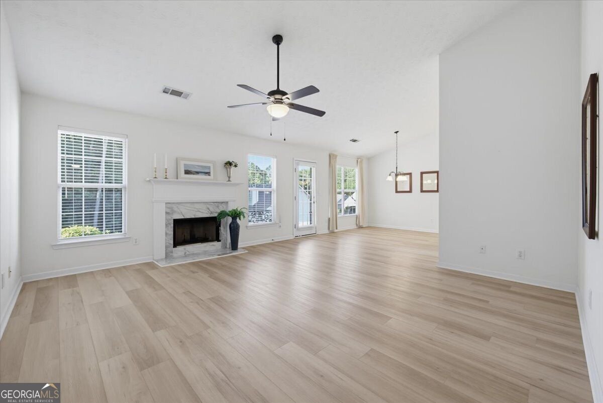 6048 Hillvale Court Lithonia - Photo 9